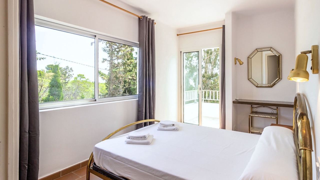 Photo of Bedroom in Llanca
