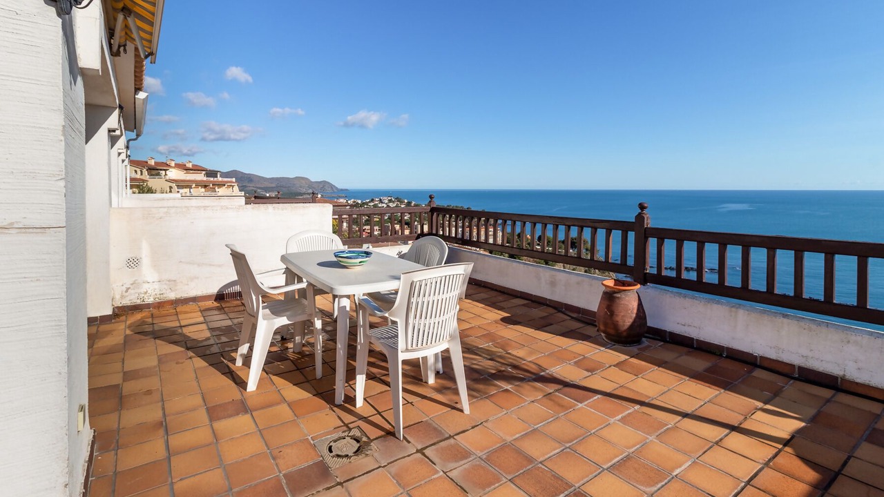 Photo of Outdoor in Llanca