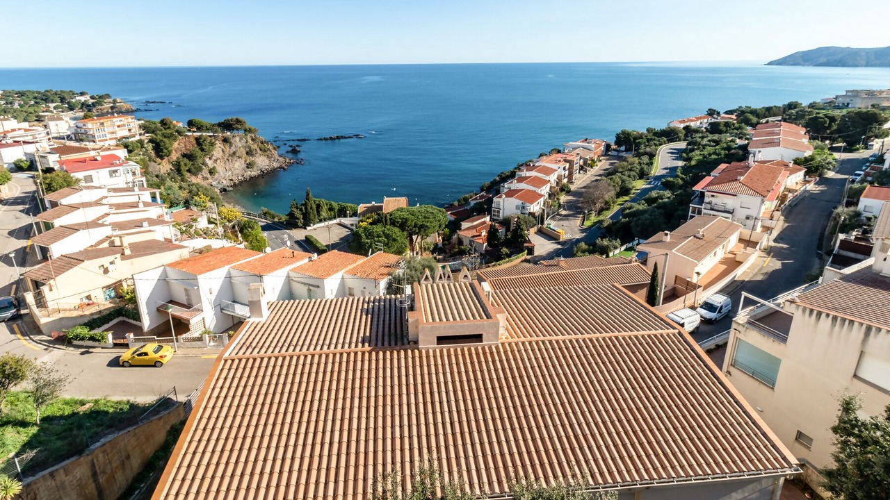 Photo of Outdoor in Llanca