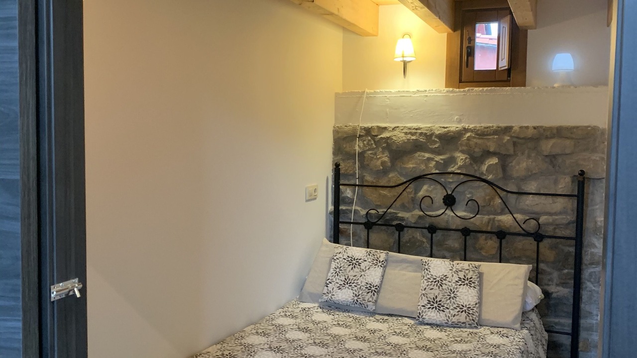 Photo of Bedroom in Llamero