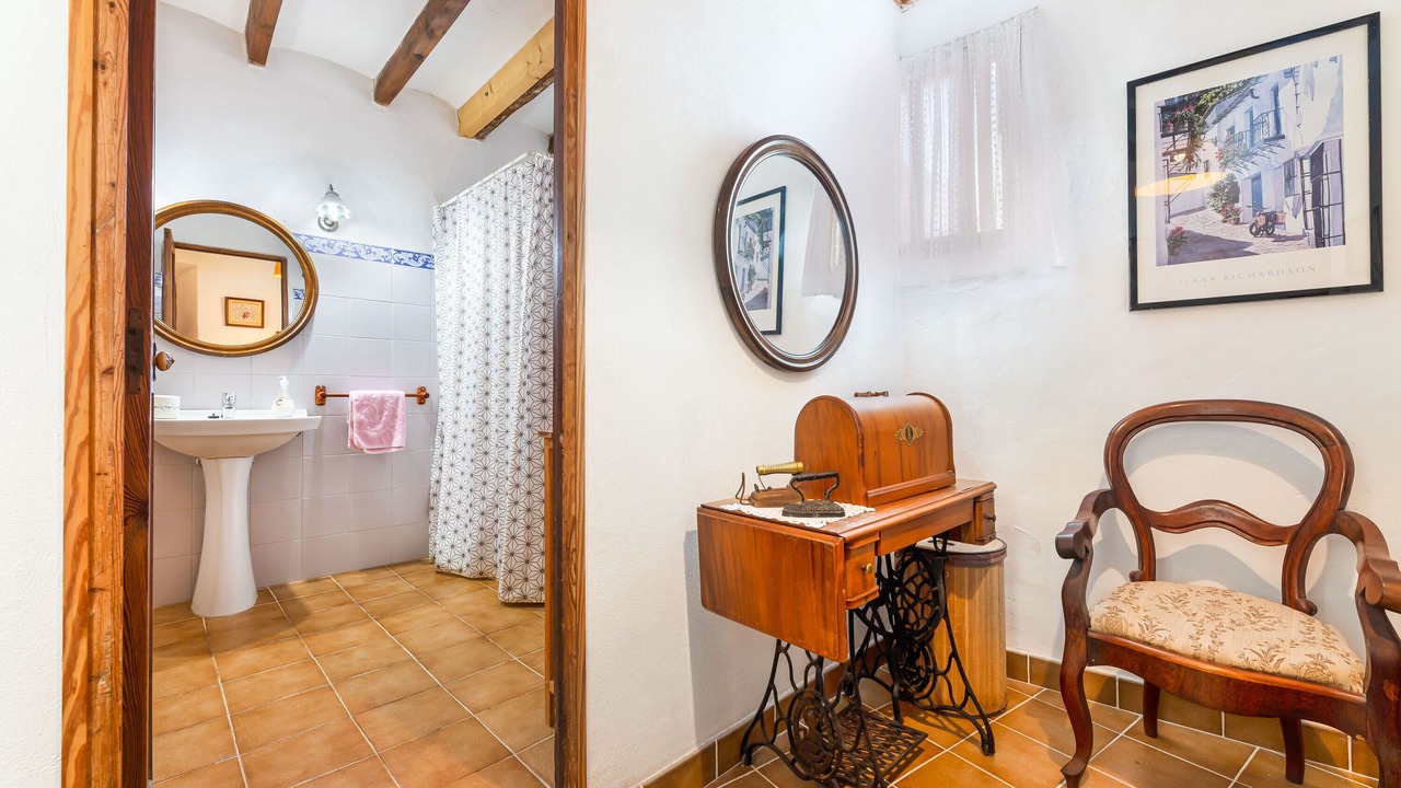 Photo of Bathroom in Banyalbufar