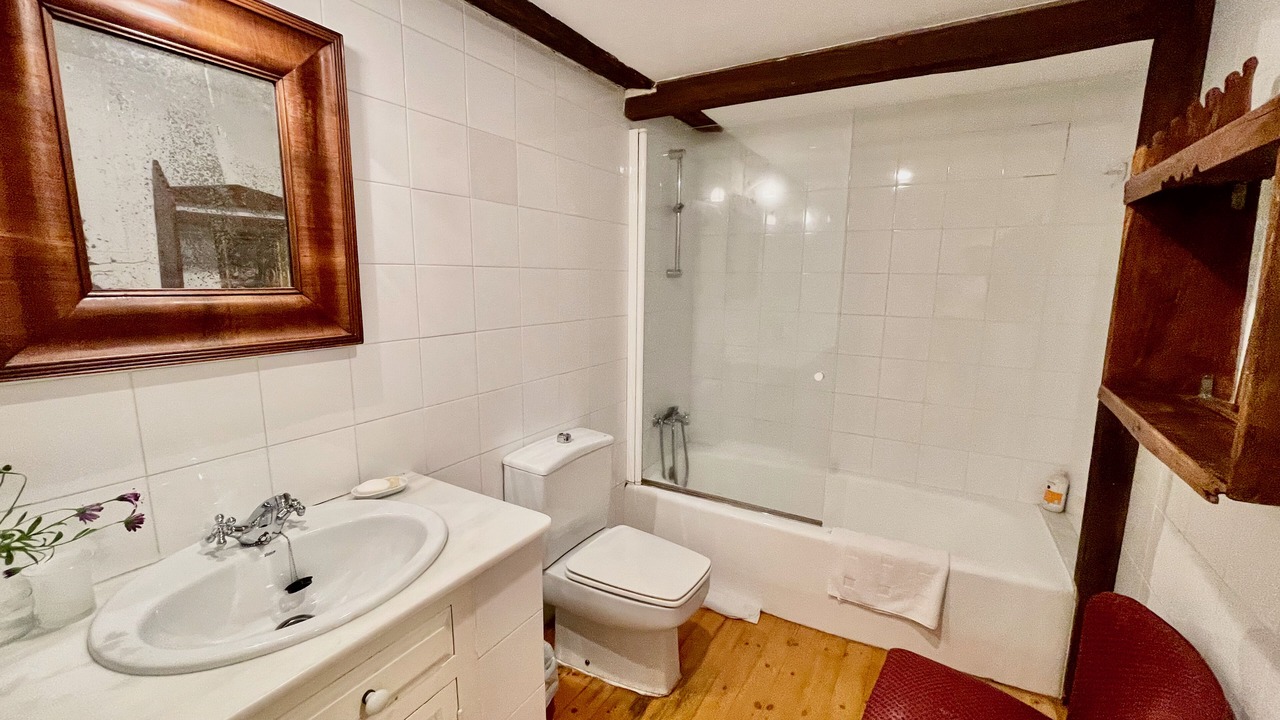 Photo of Bathroom in San Vicente de la Barquera
