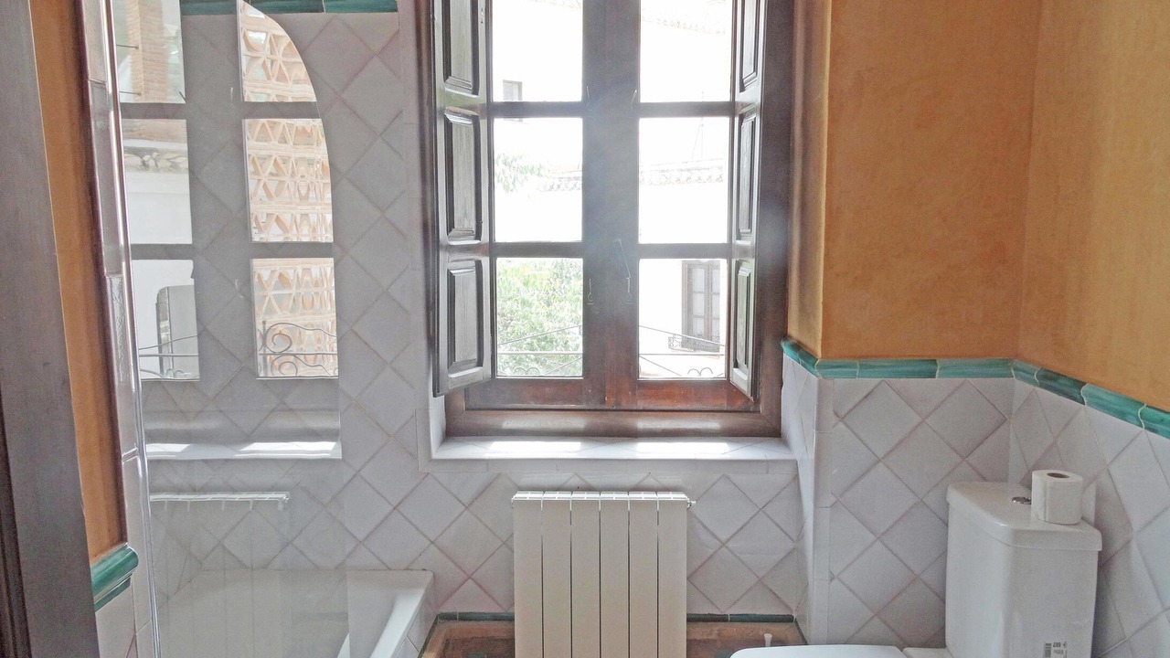 Photo of Bathroom in Moclin