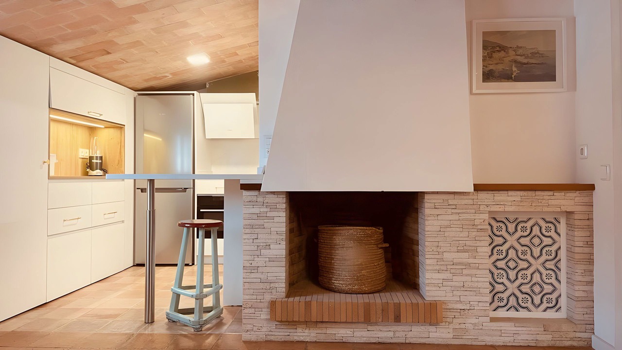 Photo of Livingroom in Tamariu