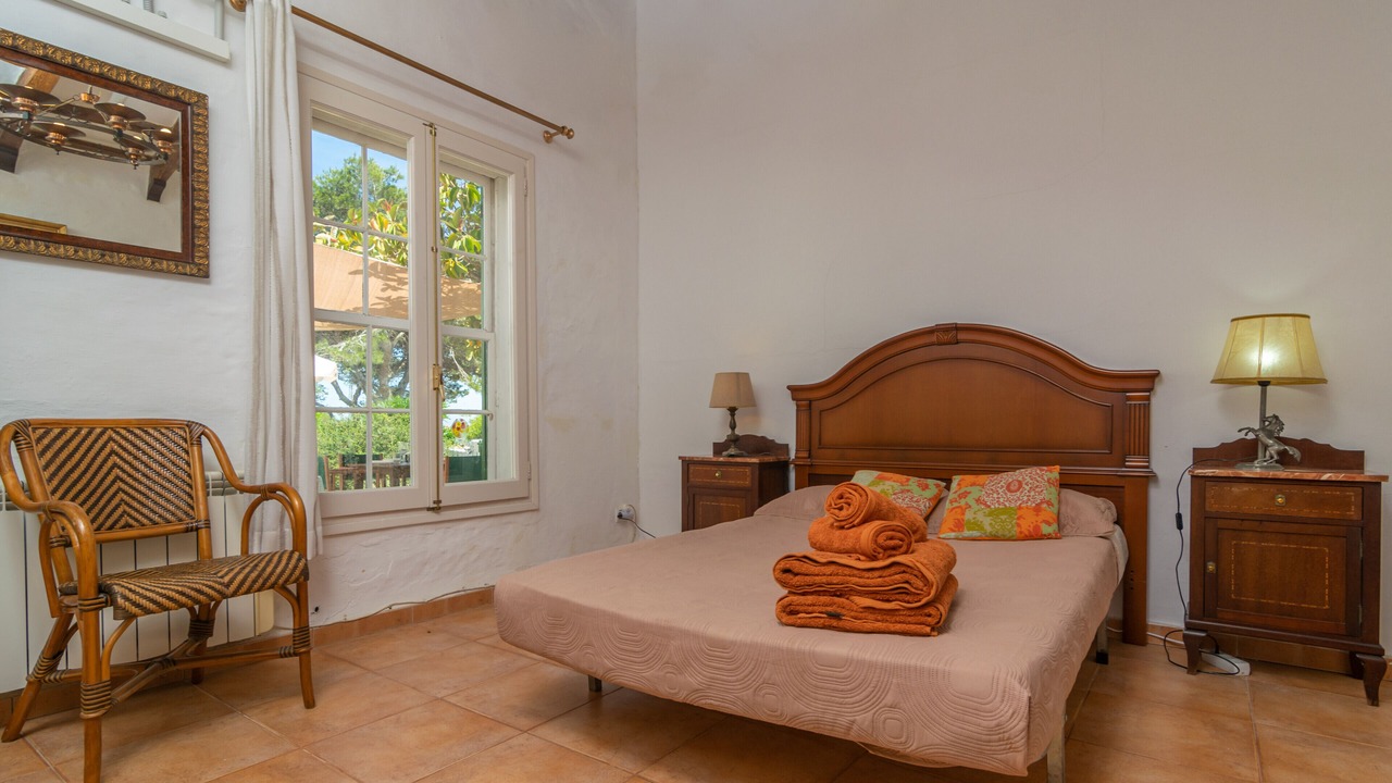 Photo of Bedroom in Mahon