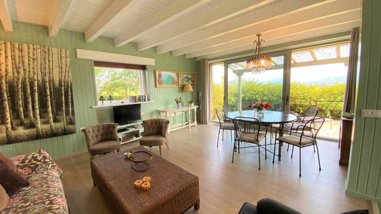 Photo of Bedroom in Parres