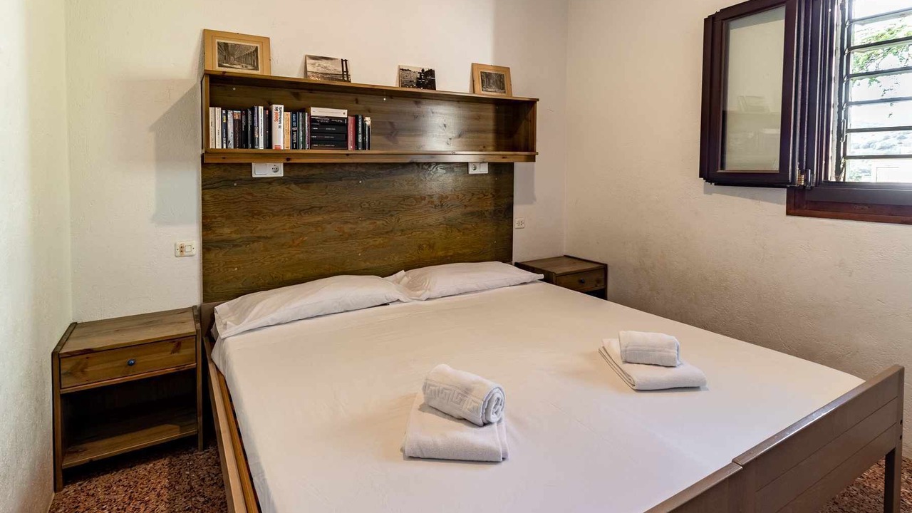 Photo of Bedroom in Llanca
