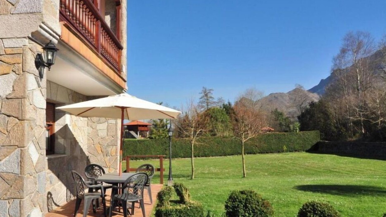 Photo of Outdoor in Parres Municipality