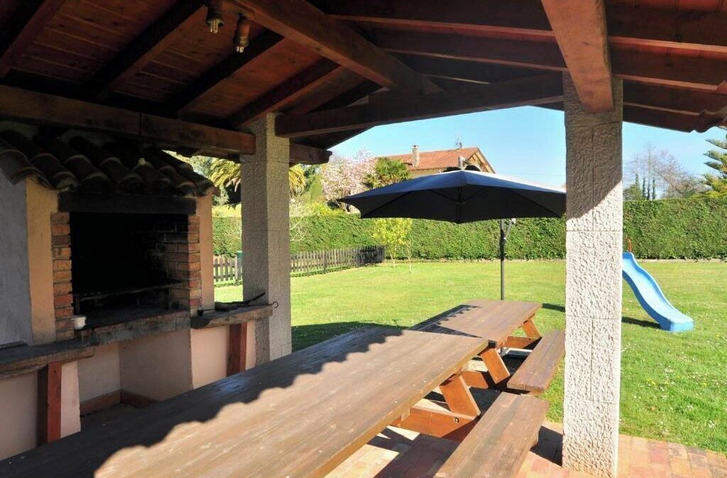 Photo of Outdoor in Parres Municipality