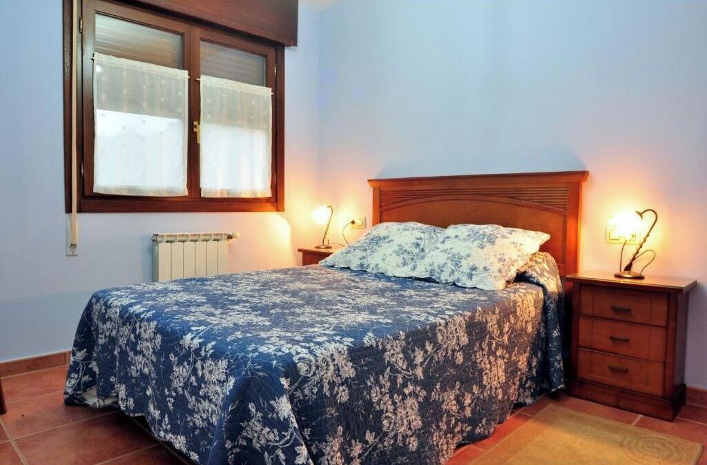 Photo of Bedroom in Parres Municipality