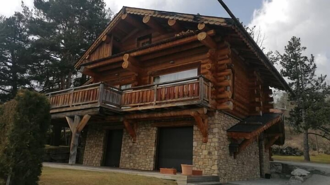 Photo of Outdoor in Superbolquere