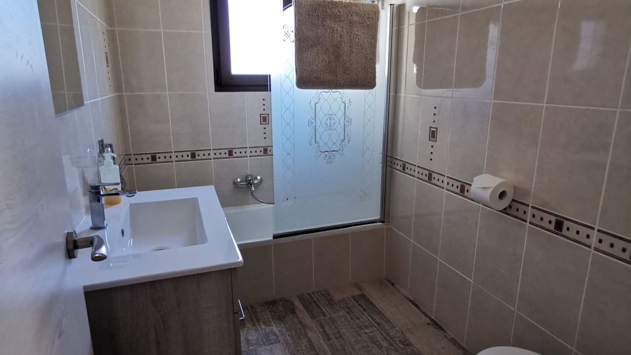 Photo of Bathroom in Lliria