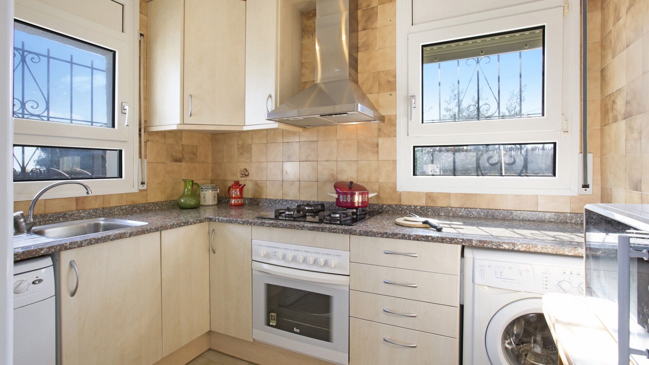 Photo of Kitchen in Lloret Blau