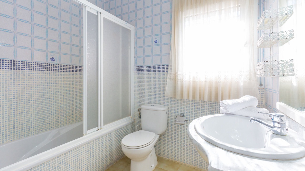Photo of Bathroom in Lloret Blau