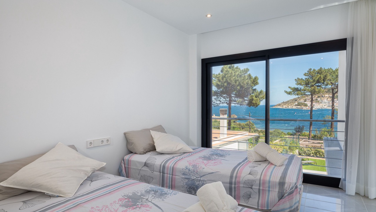 Photo of Bedroom in Port de la Selva