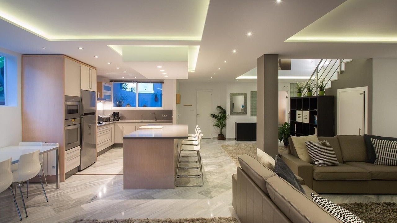 Photo of Livingroom in New Golden Mile