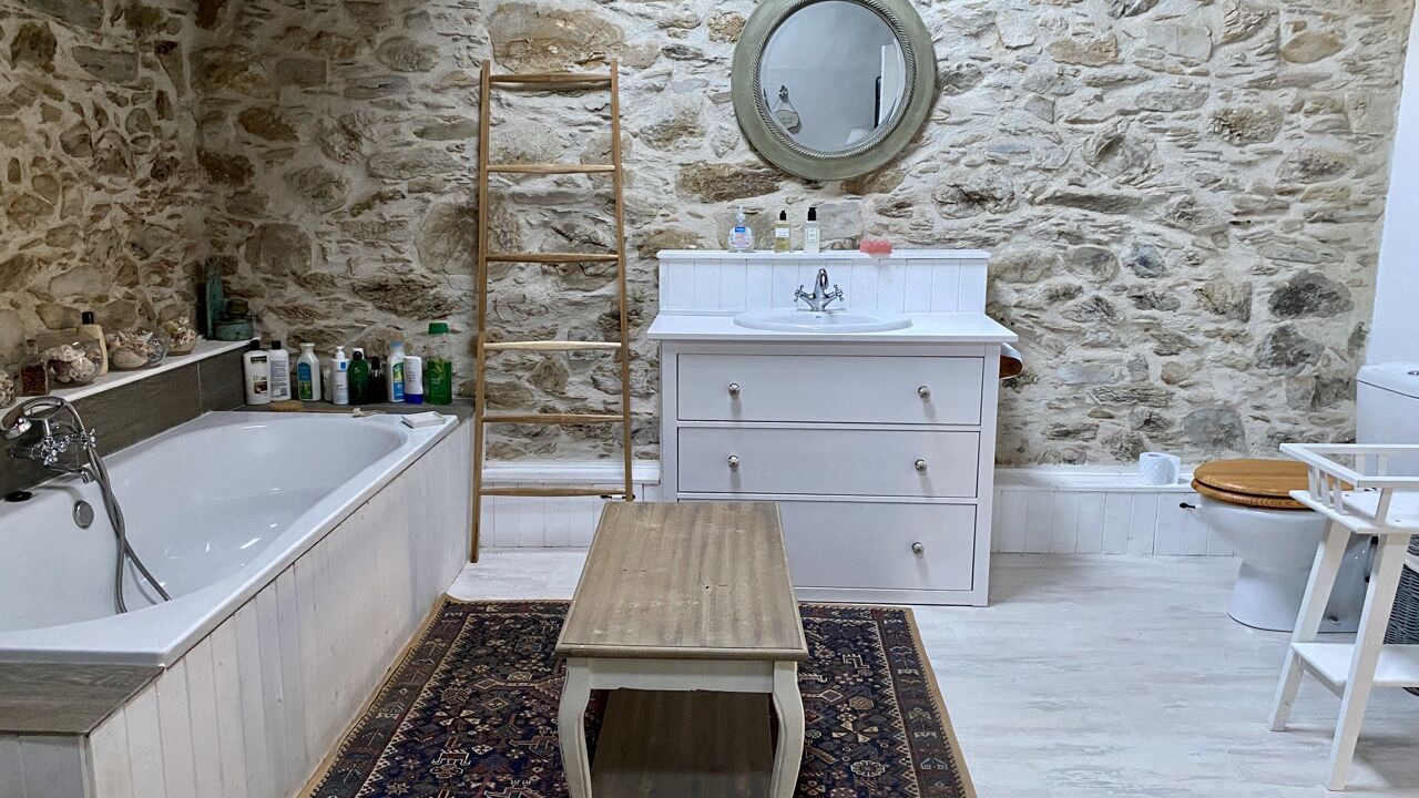 Photo of Bathroom in Couzadoiro