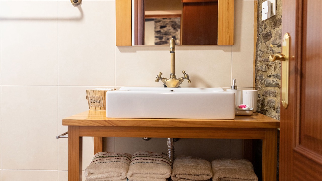 Photo of Bathroom in Aldeguer