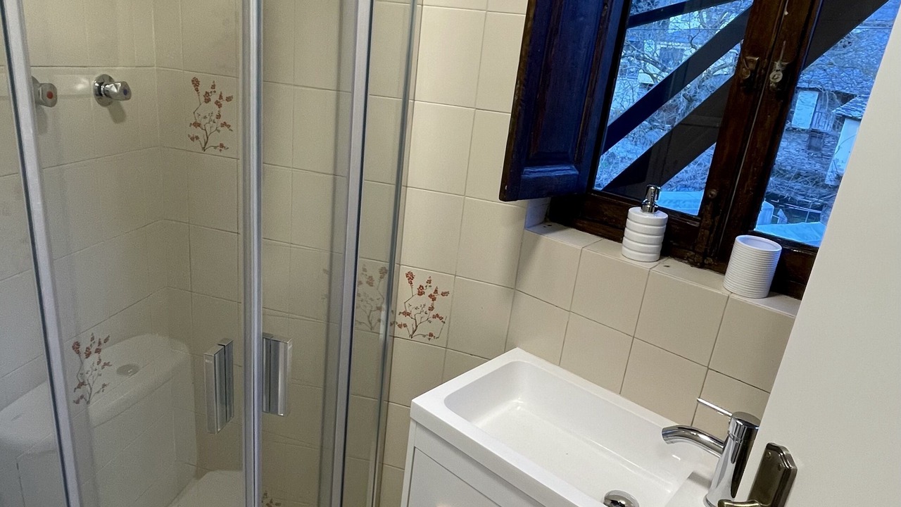 Photo of Bathroom in Montes de Valdueza