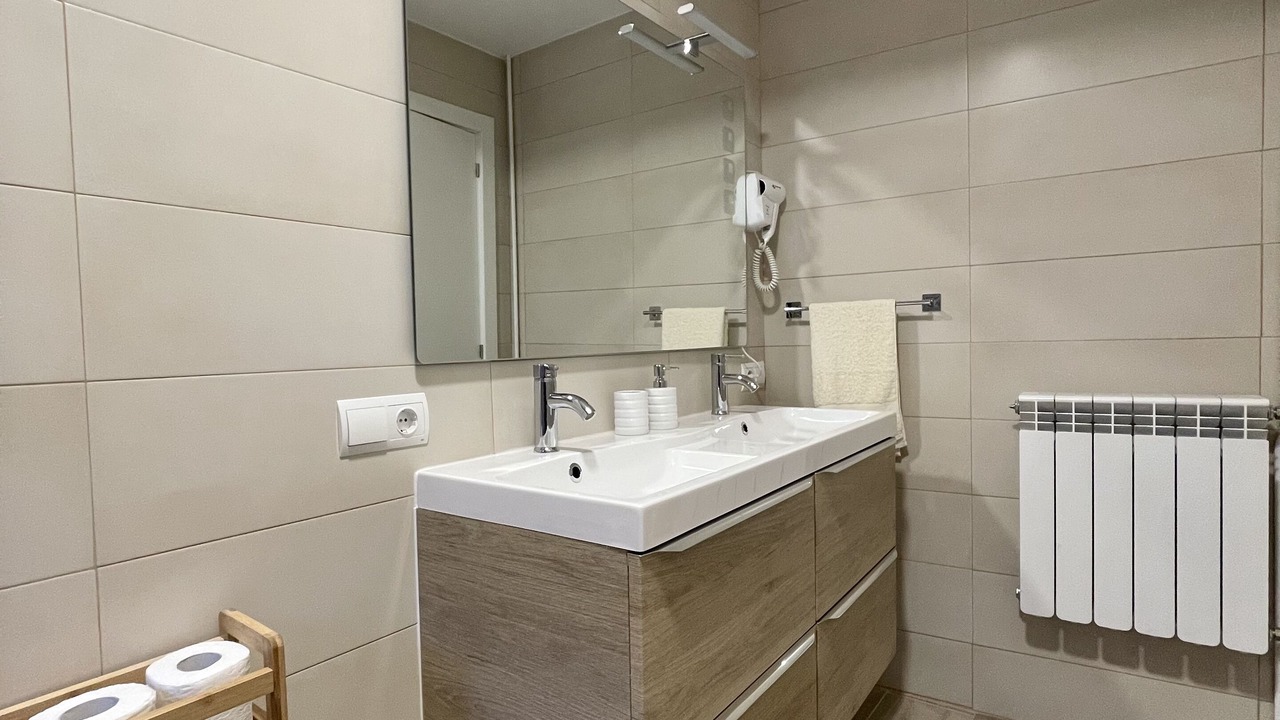 Photo of Bathroom in Montes de Valdueza