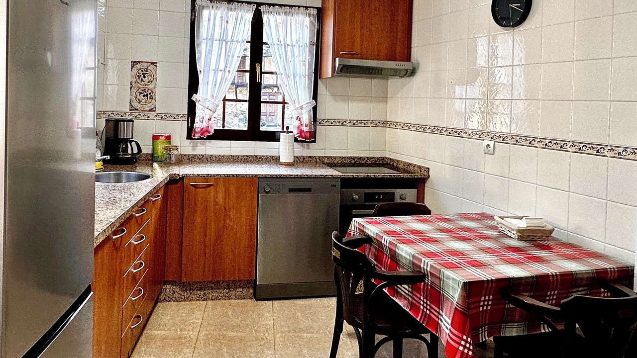 Photo of Kitchen in Montes de Valdueza