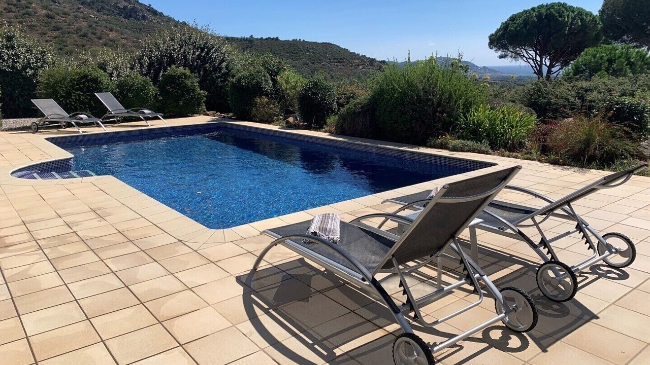 Photo of Outdoor in Palau-Saverdera