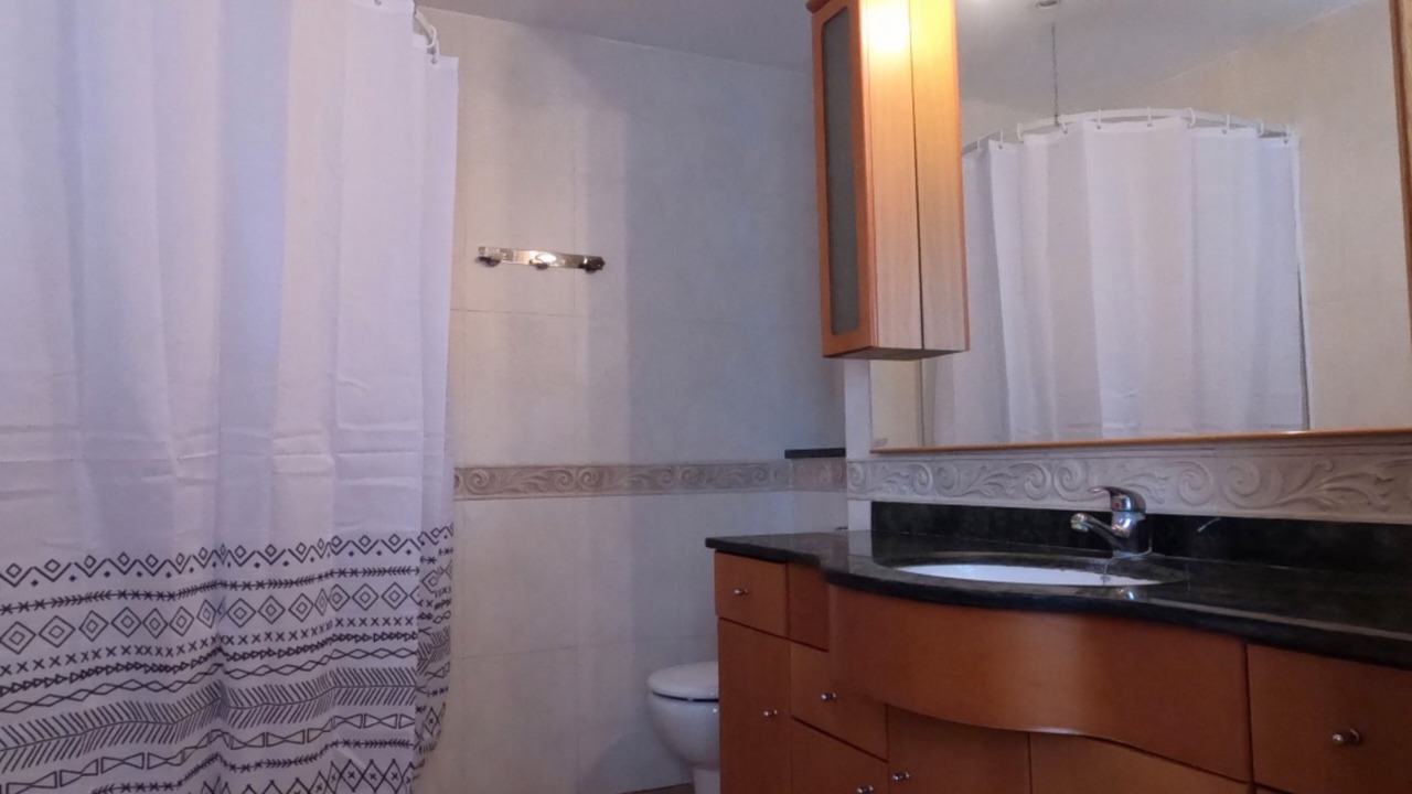 Photo of Bathroom in Pals