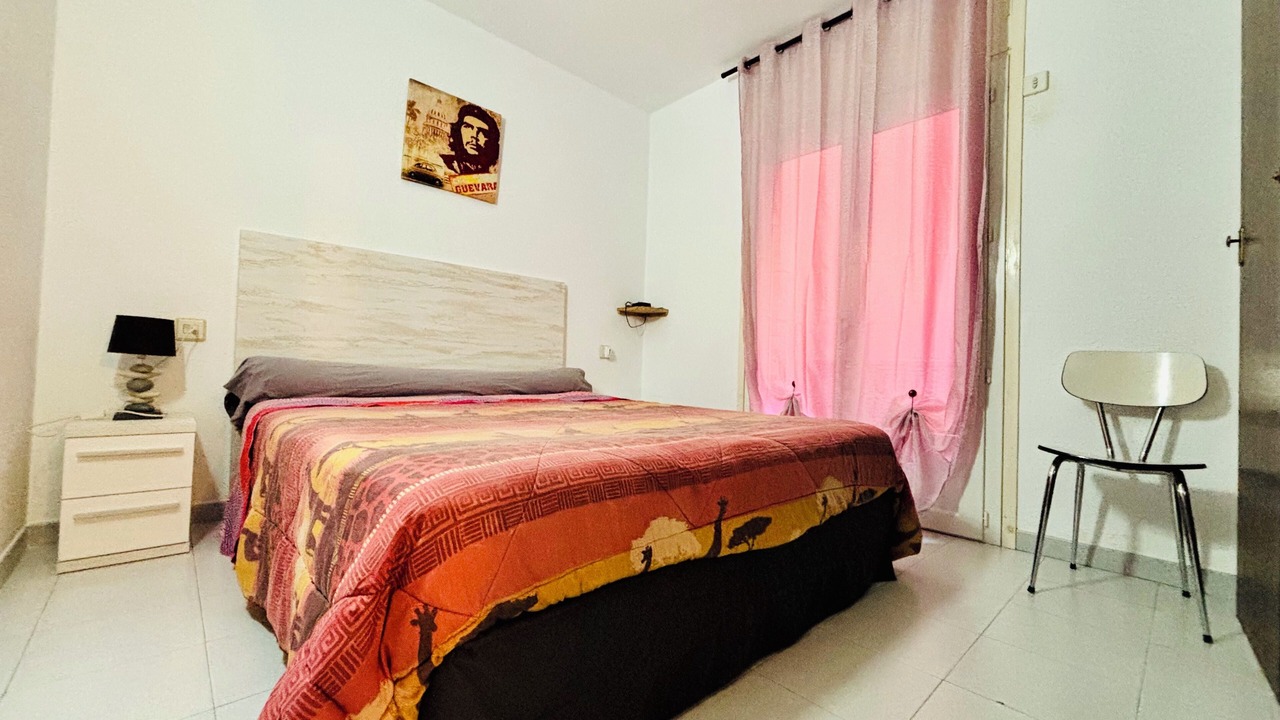 Photo of Bedroom in Roses Town Center