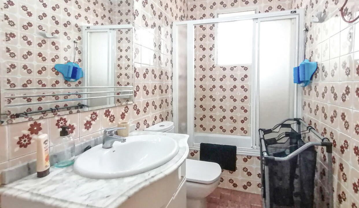 Photo of Bathroom in Lliria