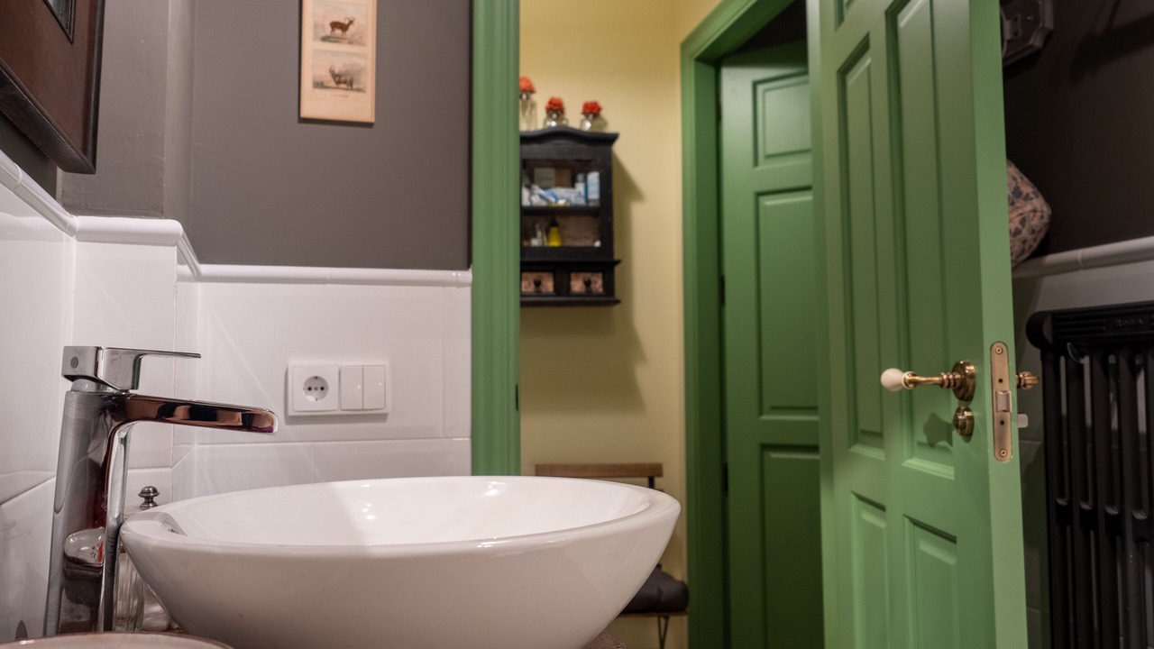 Photo of Bathroom in Santo Domingo de Silos