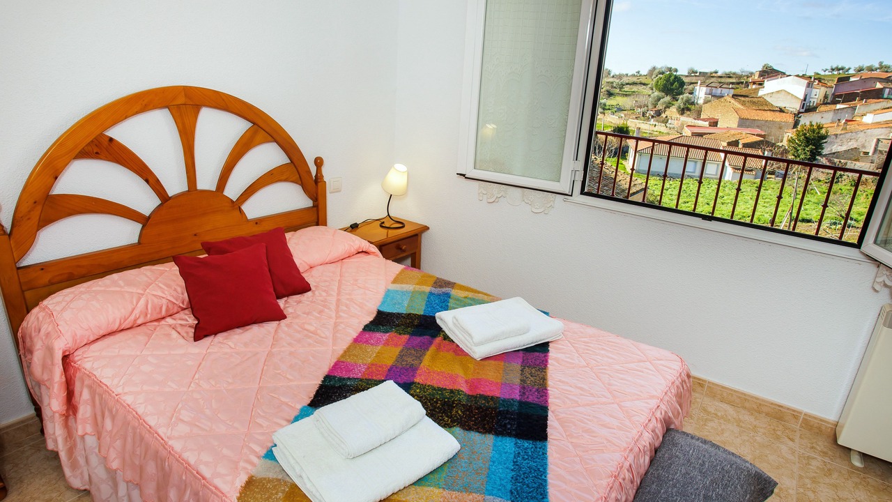 Photo of Bedroom in Ahigal de los Aceiteros