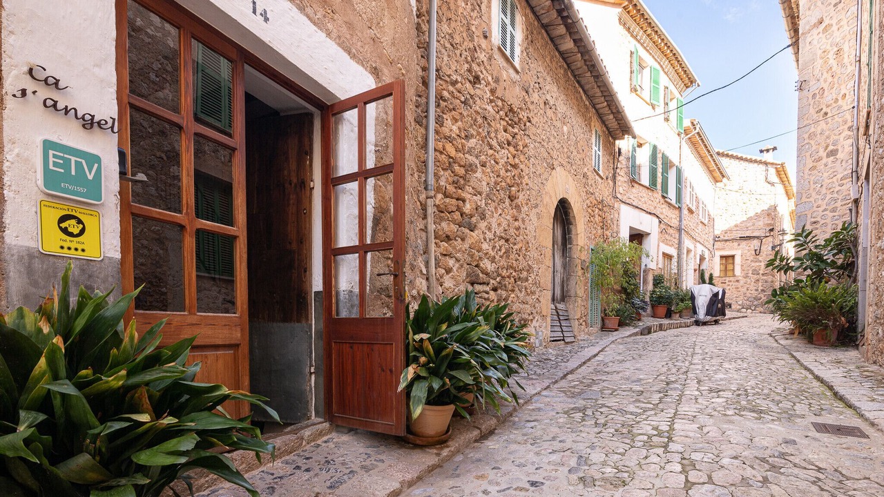 Photo of Outdoor in Biniaraix