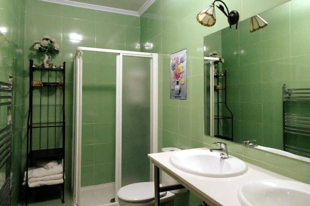 Photo of Bathroom in O Barco de Valdeorras