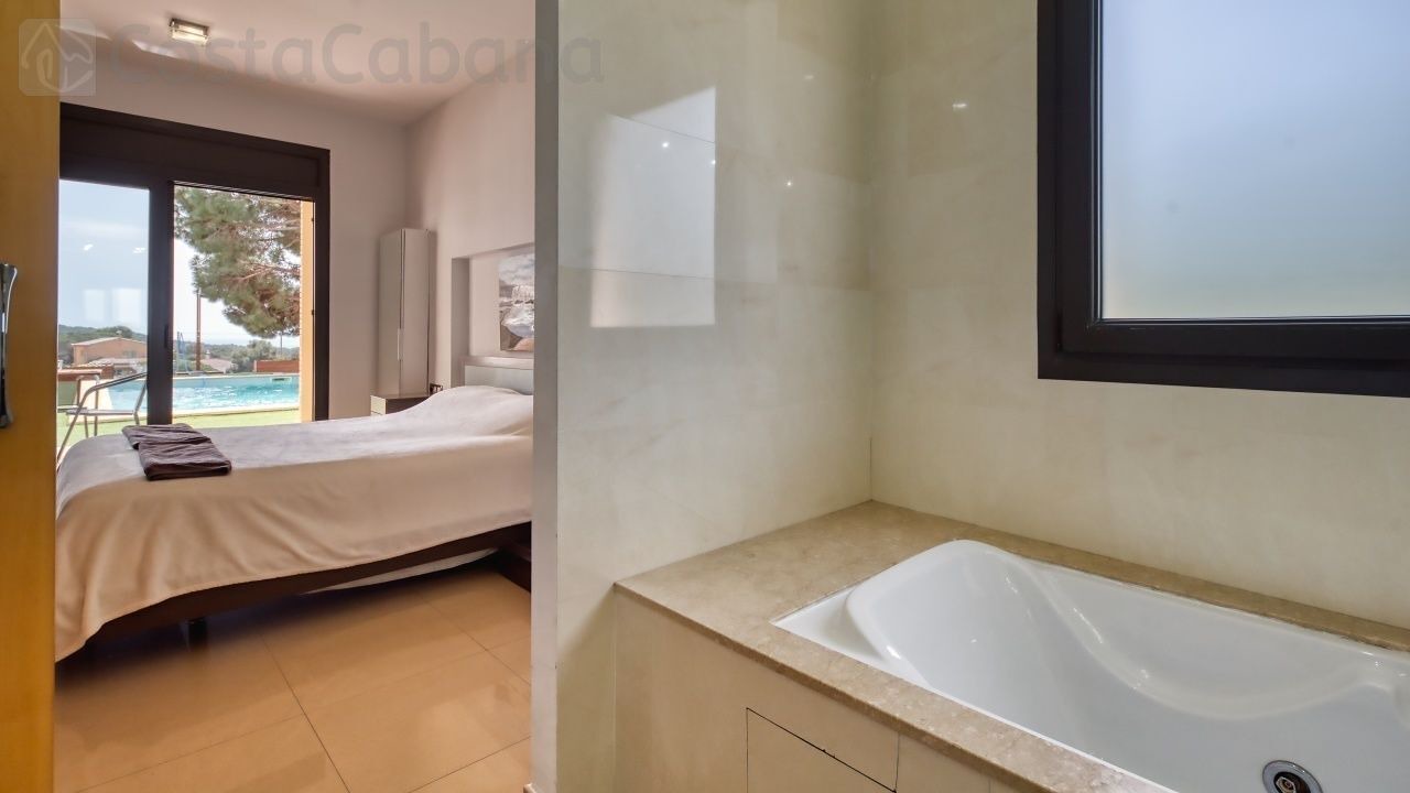 Photo of Bedroom in Lloret de Mar