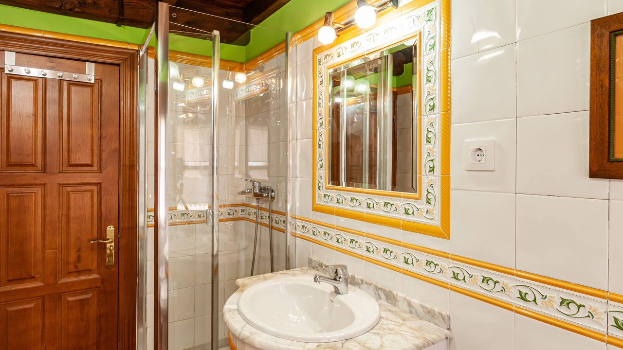 Photo of Bathroom in Inguanzo