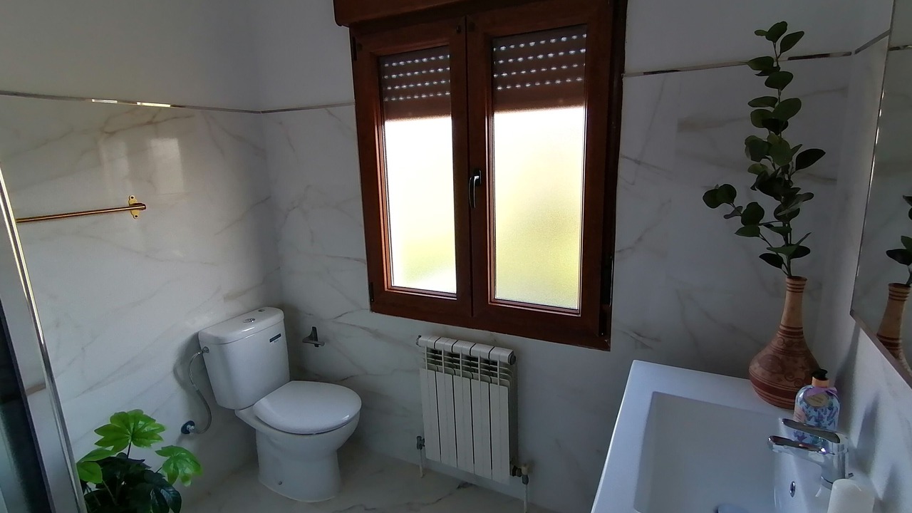 Photo of Bathroom in Sales