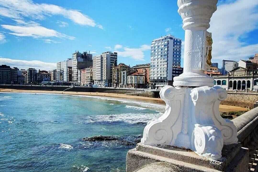Photo of Others in Gijon-Este
