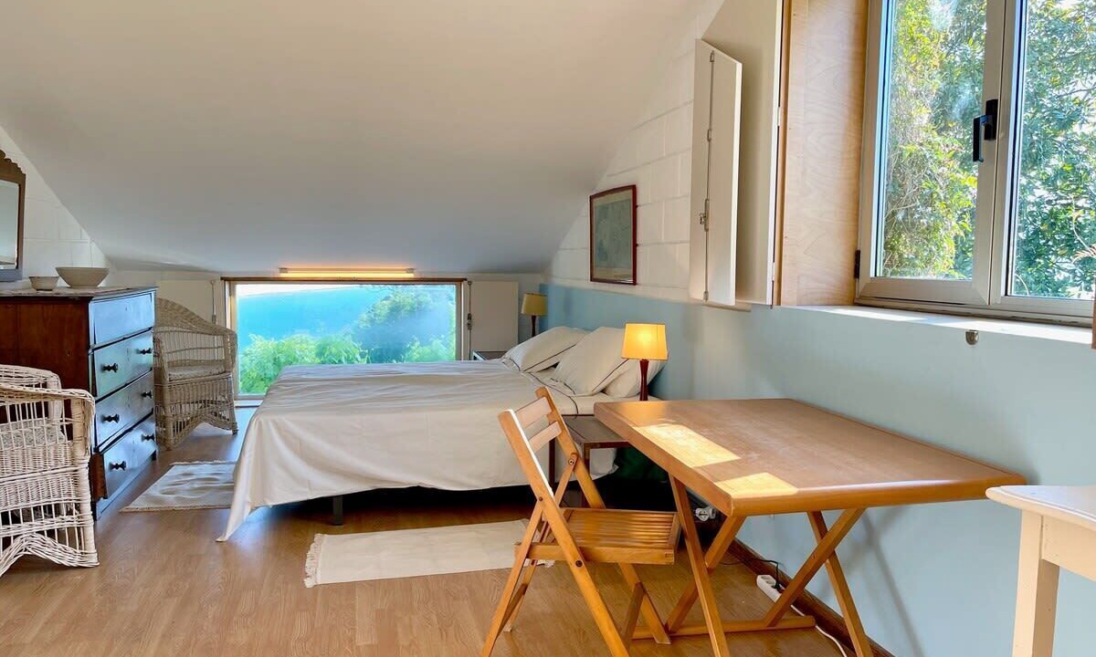 Photo of Bedroom in Faro