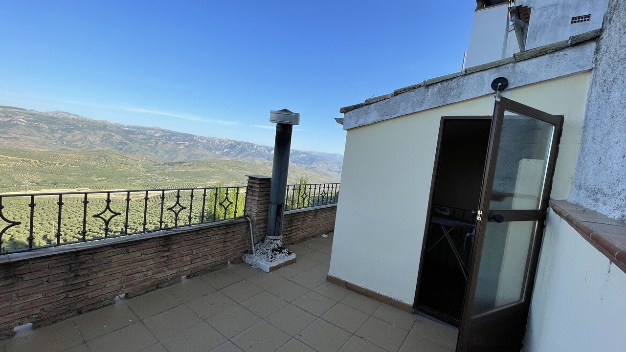 Photo of Patio Balcony in Iznatoraf