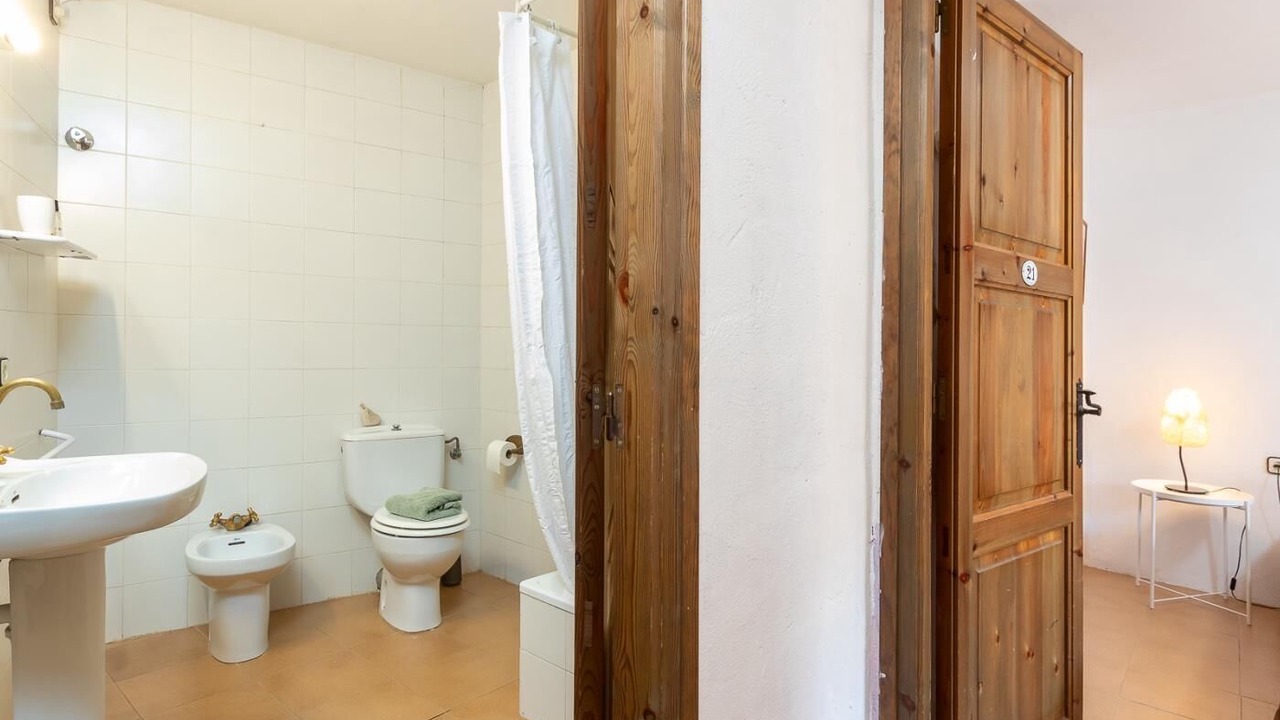 Photo of Bathroom in Peratallada