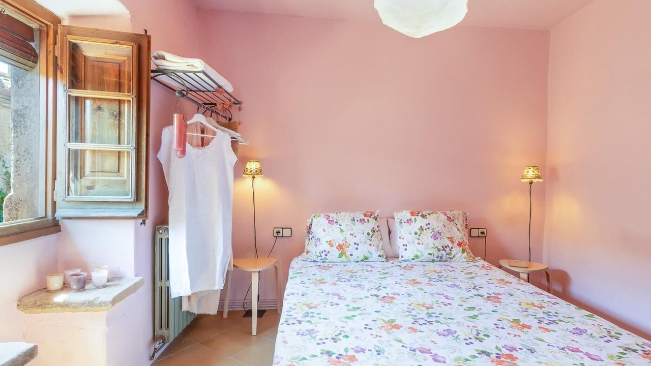 Photo of Bedroom in Peratallada
