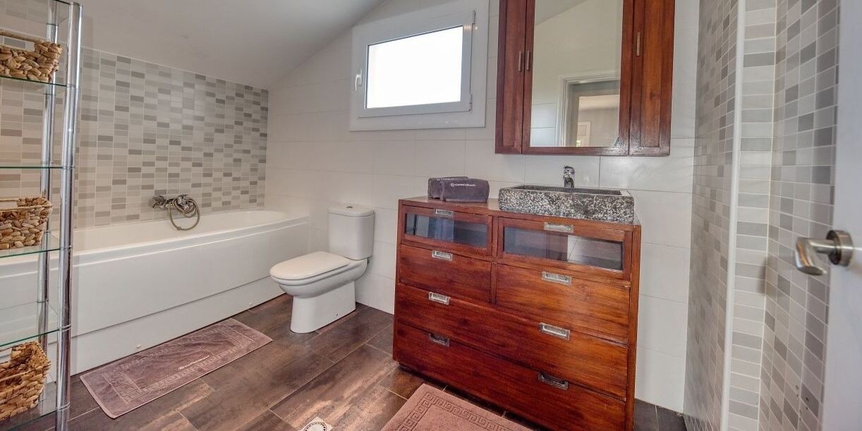Photo of Bathroom in Condado del Jaruco