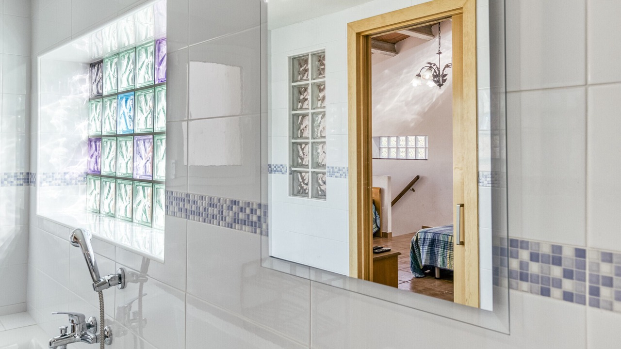 Photo of Bathroom in Colera