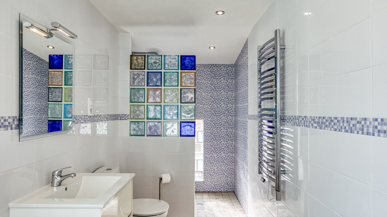 Photo of Bathroom in Colera