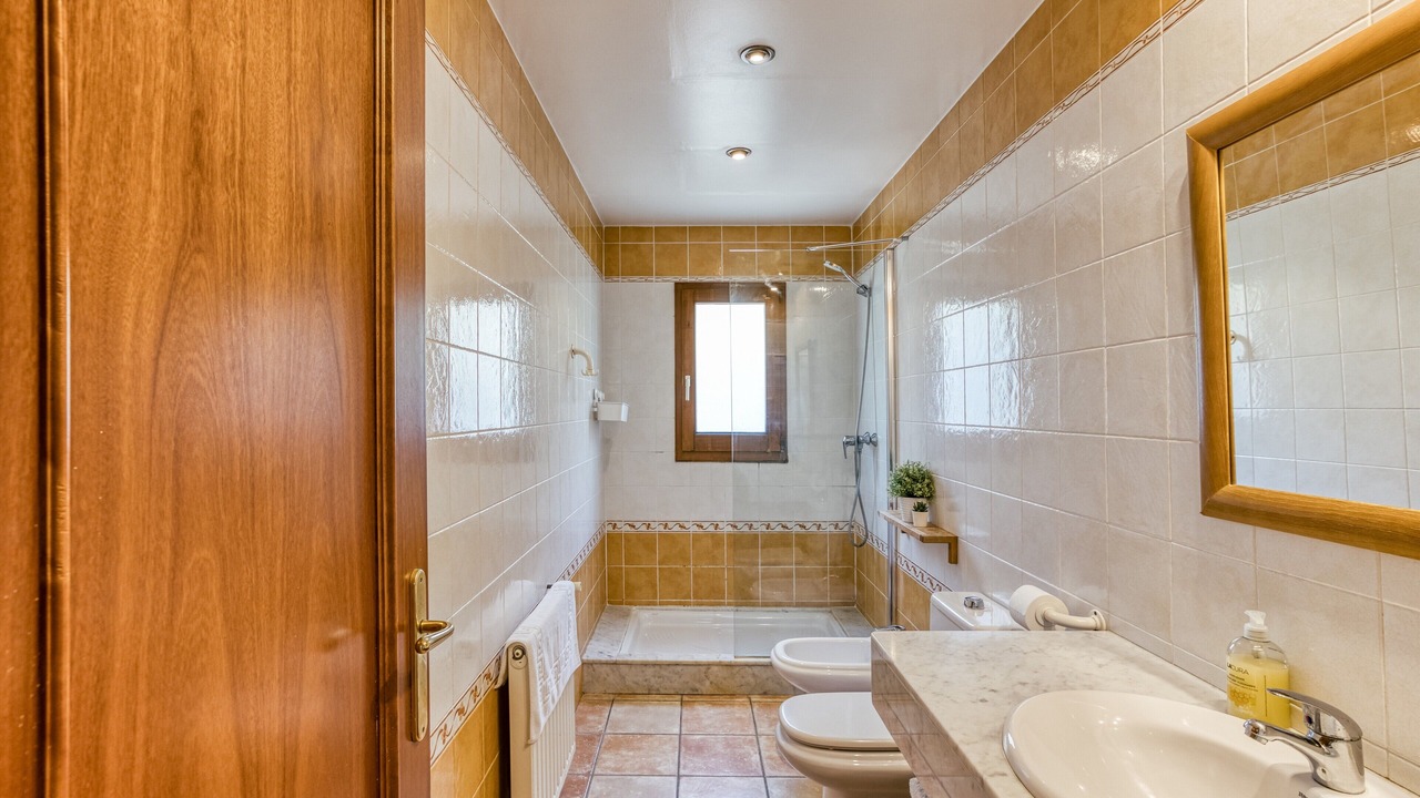 Photo of Bathroom in Torroella de Montgri