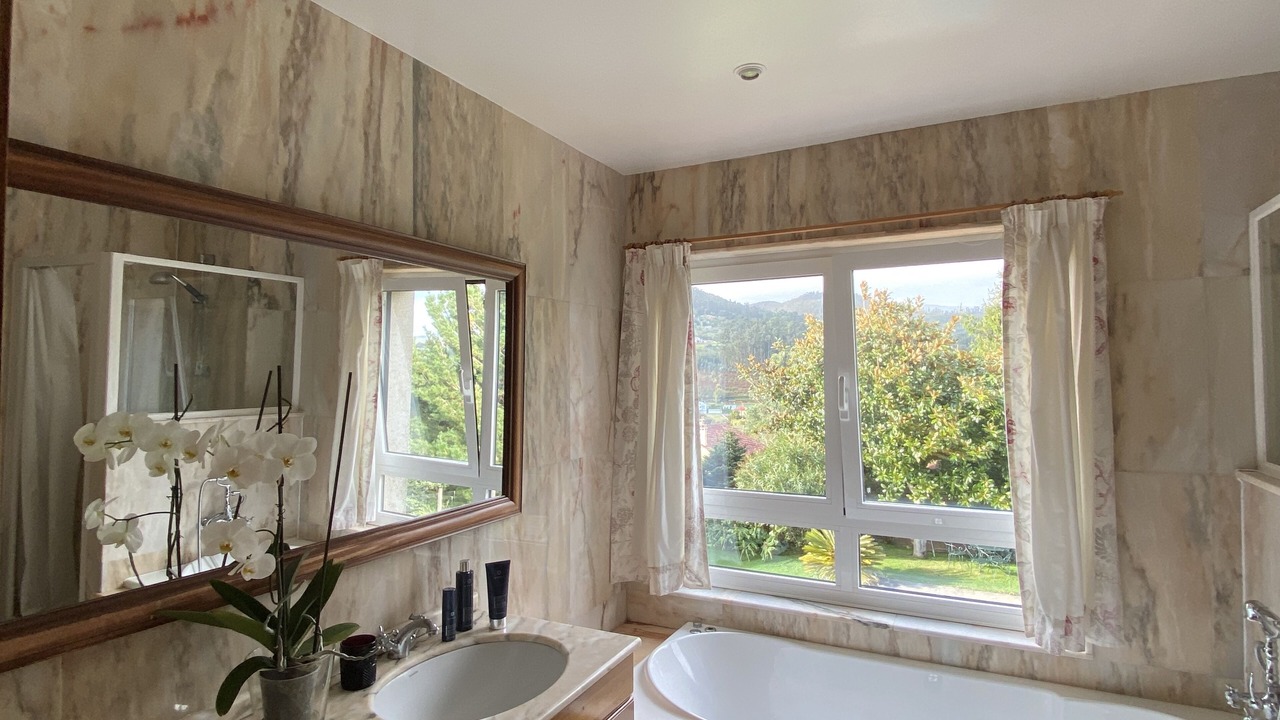 Photo of Bathroom in Mera de arriba