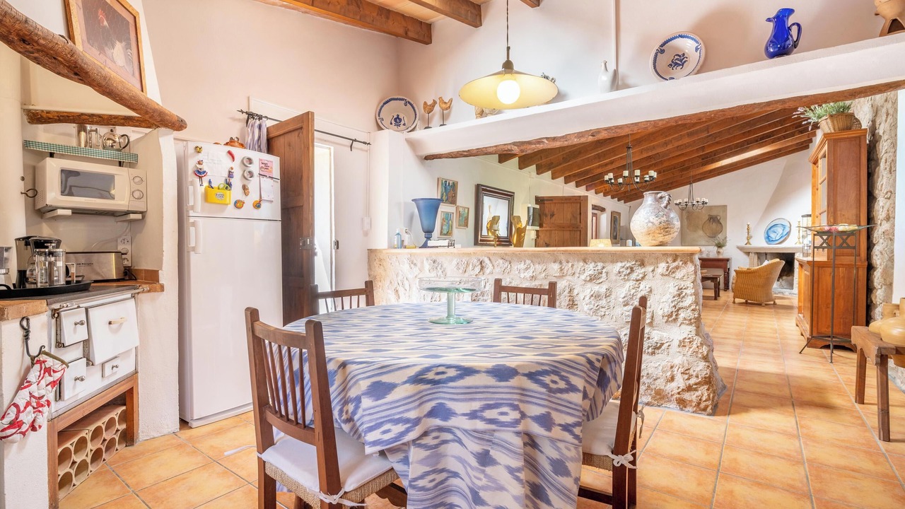 Photo of Kitchen in Biniaraix