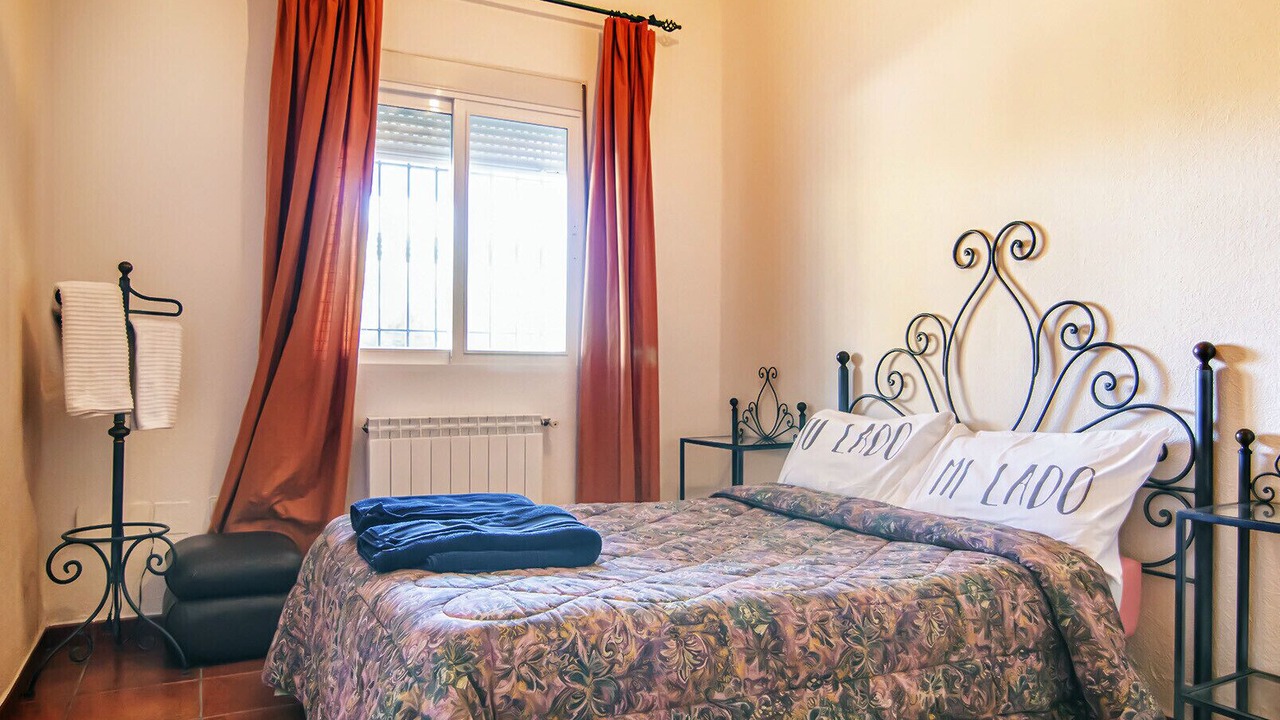 Photo of Bedroom in Los Villares