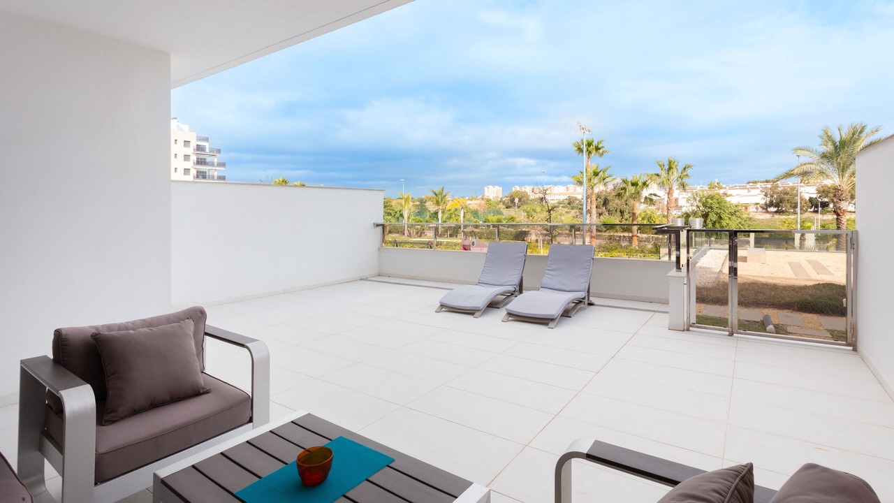 Photo of Patio Balcony in Mil Palmeras