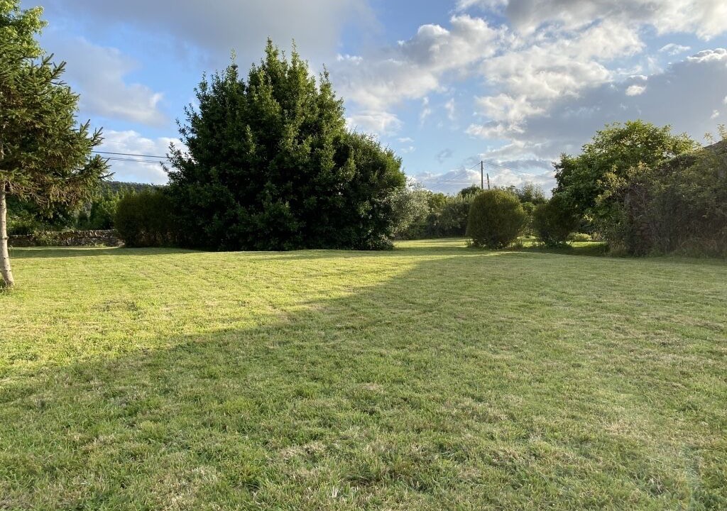 Photo of Outdoor in Loiba